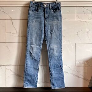 Levi’s 724 High Rise Straight Stretch Jeans Size 30 Medium Wash